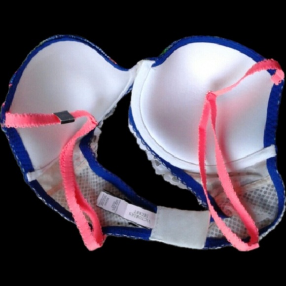VICTORIA’S SECRET BRA - Picture 2 of 3